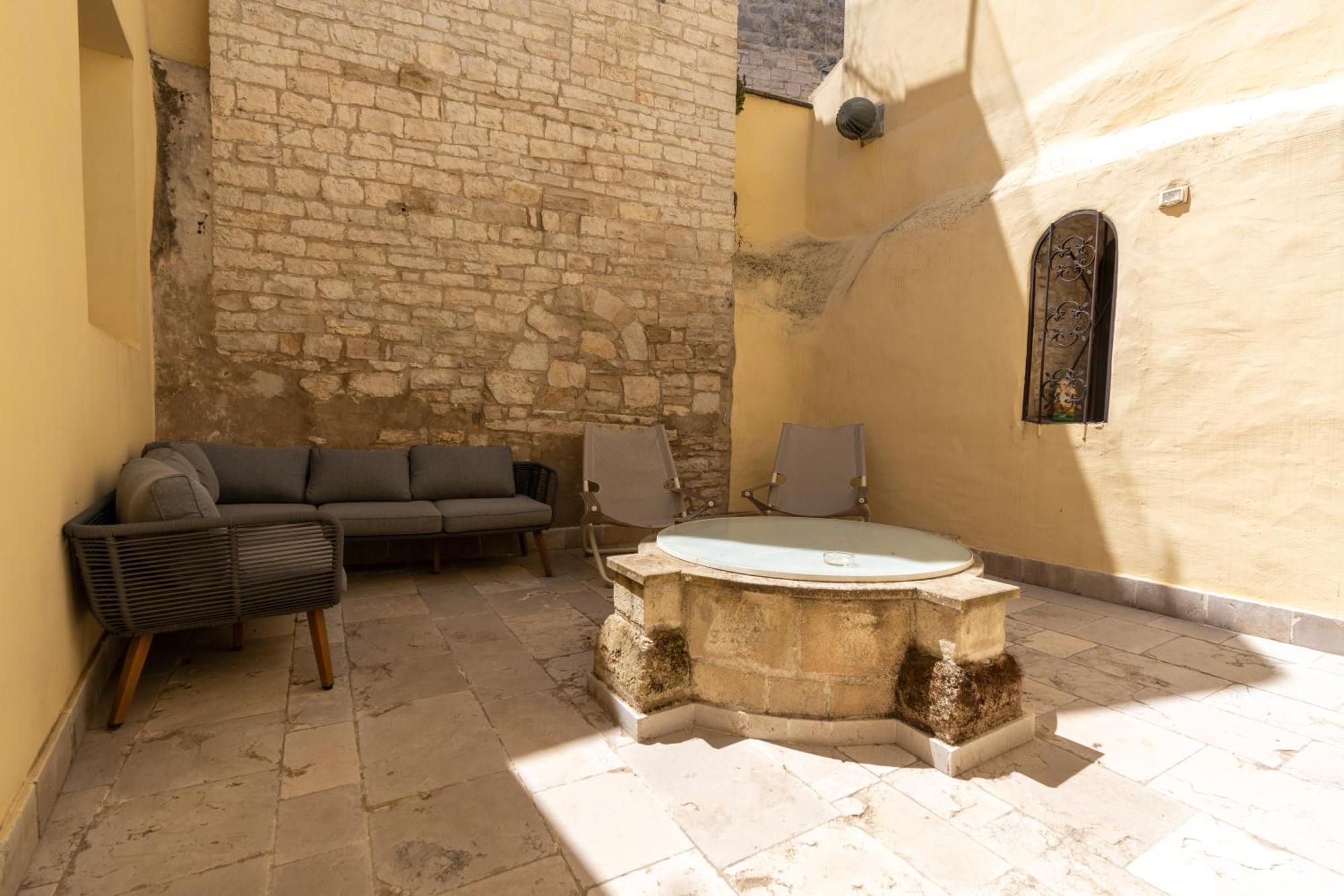 B&B Palazzo Vittoria Bisceglie Kültér fotó